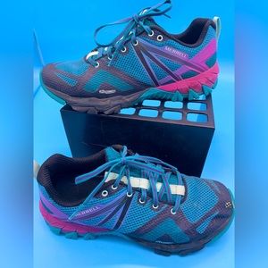 Merrill trek shoes Size 8